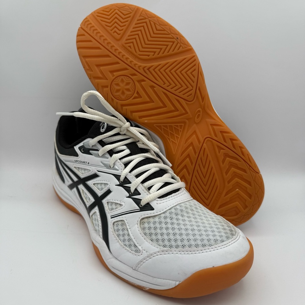 Women’s ASICS Upcourt 4 White‎ Black Athletic Shoes Gum Sole Size 11 1072A055